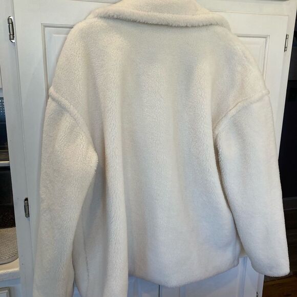 House of Harlow white ivory thick Faux Sherpa cropped double breasted Teddy coat - Picture 3 of 11